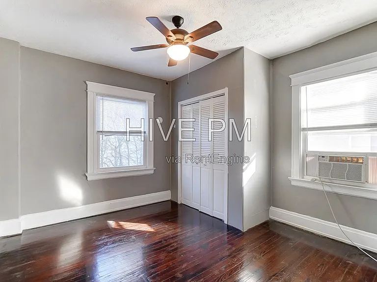 3636 Besuden Ct #2 — Photo 16