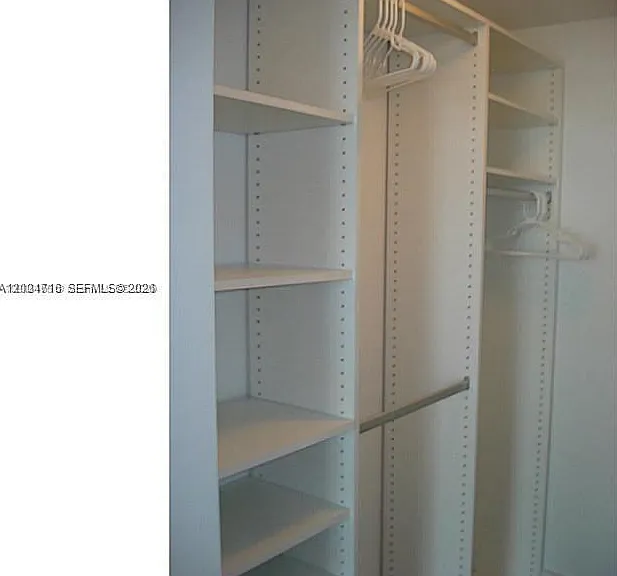 244 Biscayne Blvd #647 — Photo 9