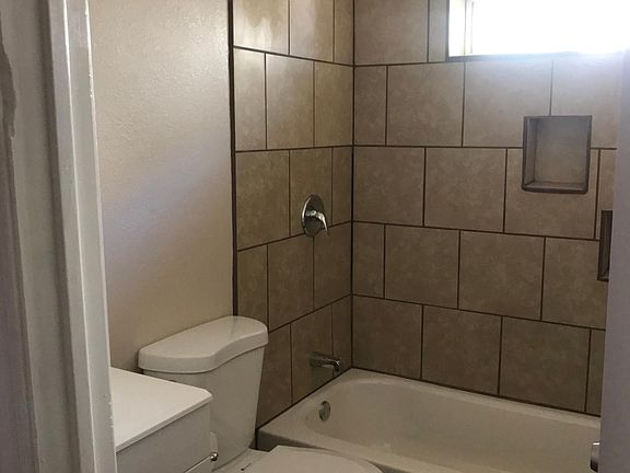 4th image of 730 N Campo St