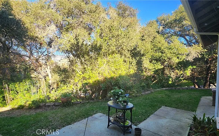 1961 Vineyard View Ln — Photo 11