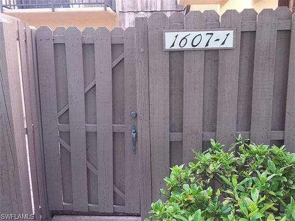 2nd image of 1607 Park Meadows Dr APT 1