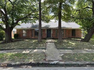 714 Brookfield Dr, Garland, TX 75040