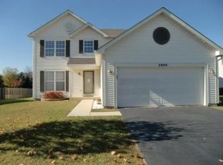2809 Carlsbad Cir, Aurora, IL 60503