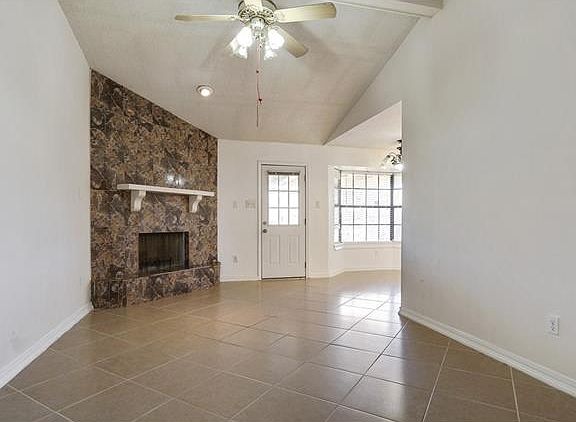 3rd image of 4933 Tynecastle Dr