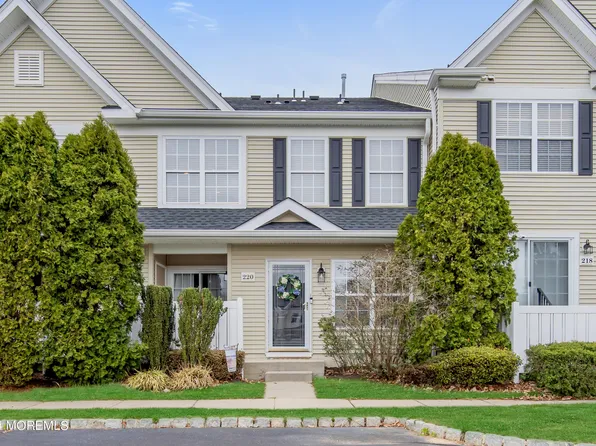 220 Brookfield Drive, Jackson, NJ 08527