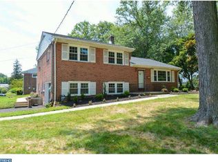 1208 Carr Rd, Wilmington, DE 19809