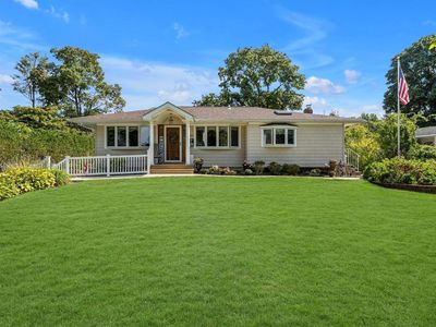 16 Plane Tree Lane, Saint James, NY, 11780