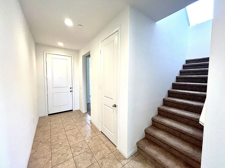 4208 E Flutter Prado — Photo 7
