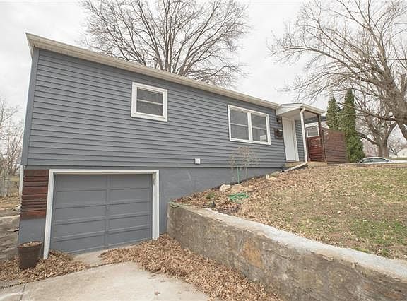 4th image of 3507 Sloan Dr