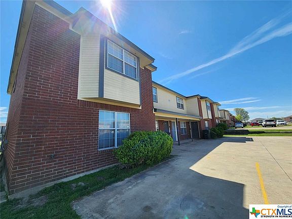 4th image of 2812 Cantabrian Dr #A-d