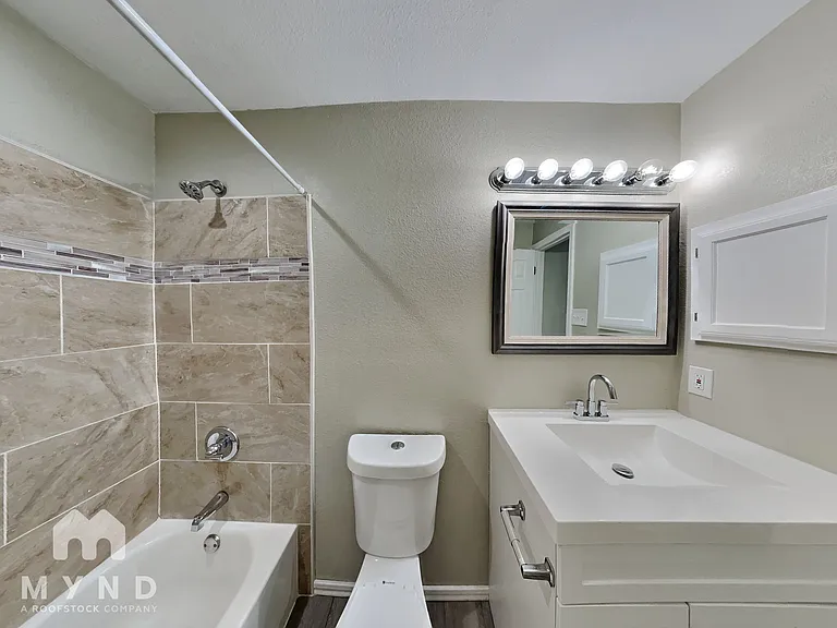 3732 Farm Field Ln — Photo 8