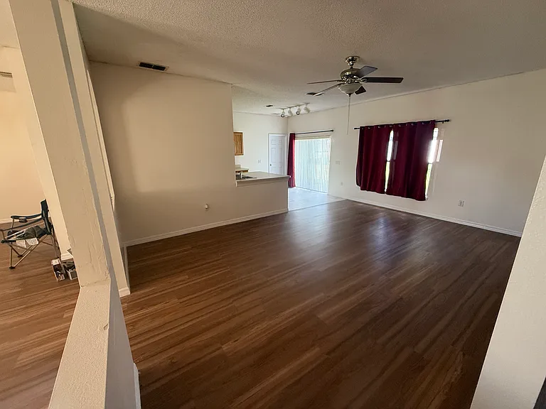 2741 Woodstream Cir — Photo 7