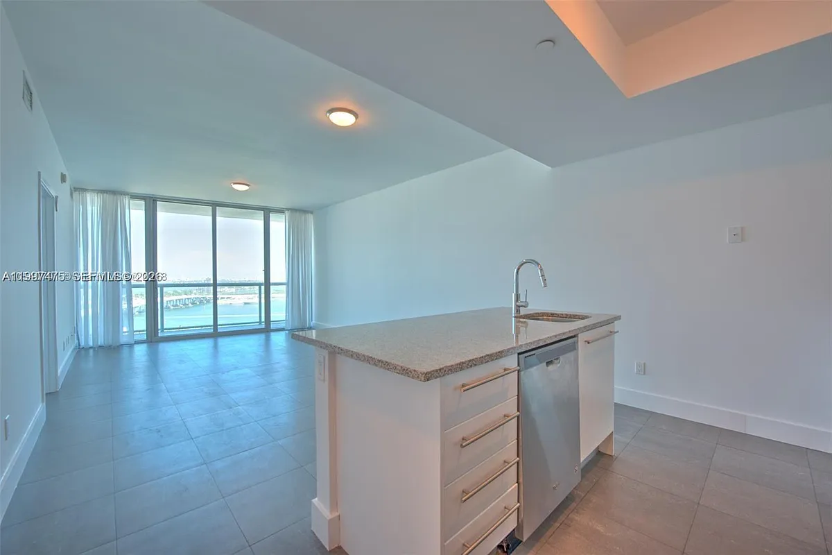 Building Photo - 888 Biscayne Blvd #2410