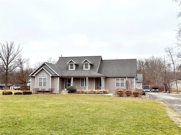 967 W Ohltown Girard Rd, Mineral Ridge, OH 44440