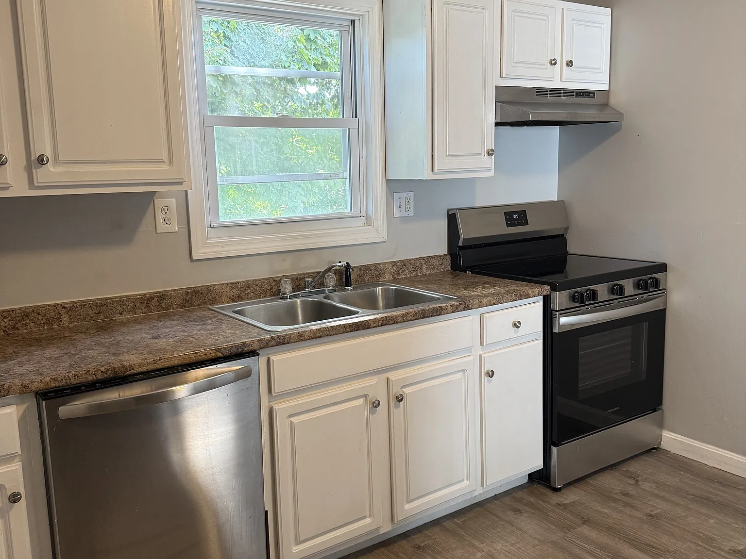 104 Choate Street Fall River - 5 — Photo 4