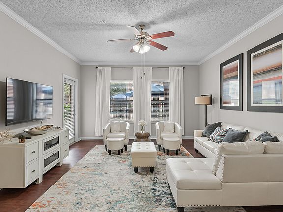 3rd image of 8383 El Mundo St #504