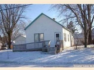 606 Wisconsin Ave SE, Staples, MN 56479