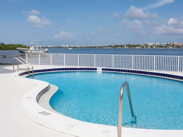 301 Croton Avenue #202, Lantana, FL 33462