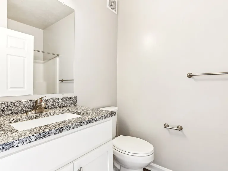 Washington Village Apartments — Photo 30
