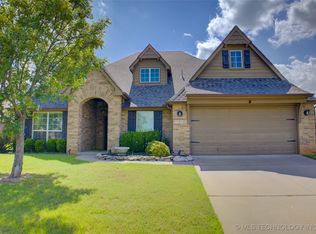 11210 S Lawrence St, Jenks, OK 74037