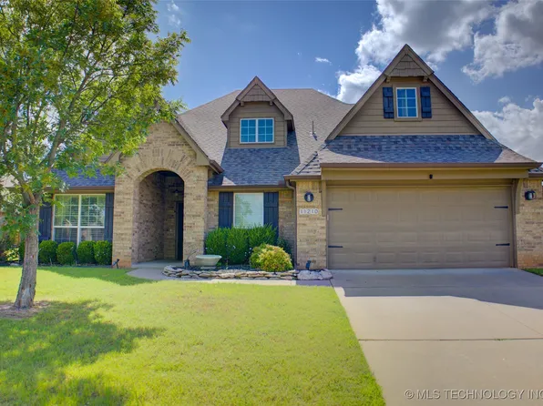 11210 S Lawrence St, Jenks, OK 74037