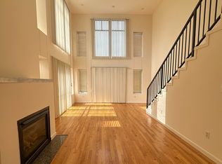 1588 Indiana St APT 1, San Francisco, CA 94107