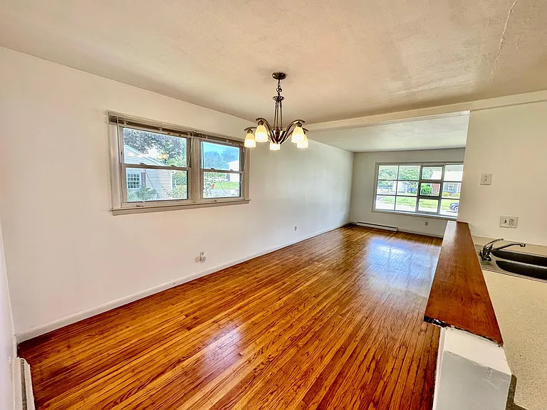 1942 Crooked Oak Dr — Photo 16