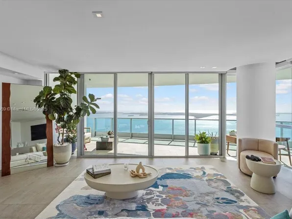 1331 Brickell Bay Dr APT 4211, Miami, FL 33131