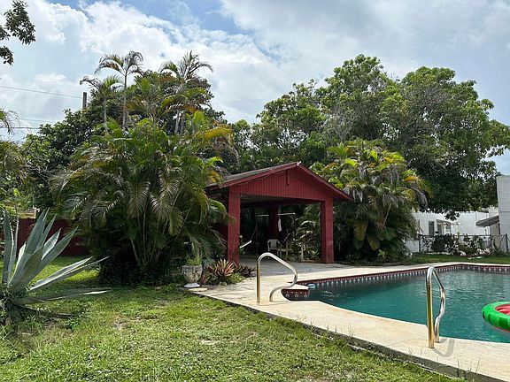 5th image of 418 36th Street