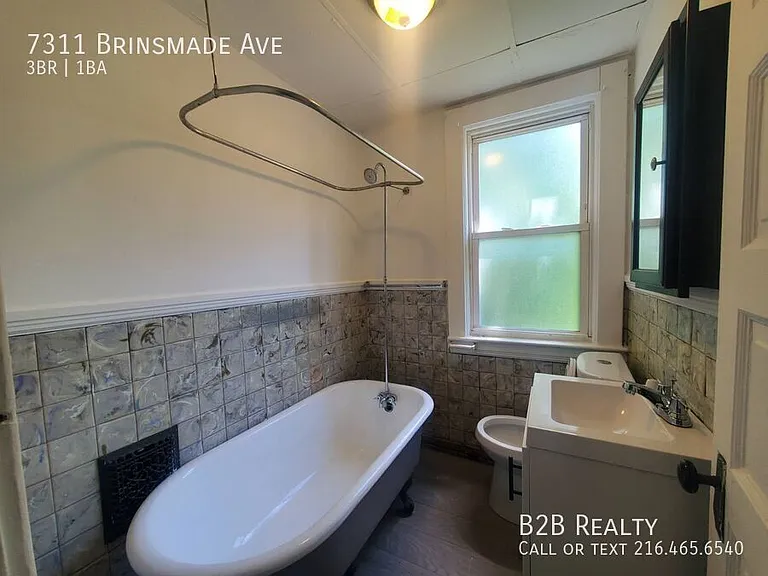 7311 Brinsmade Ave — Photo 6