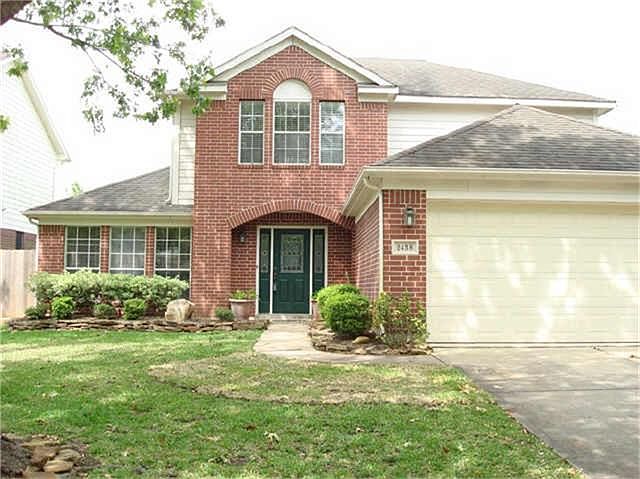 1st image of 2438 Edgewood Dr