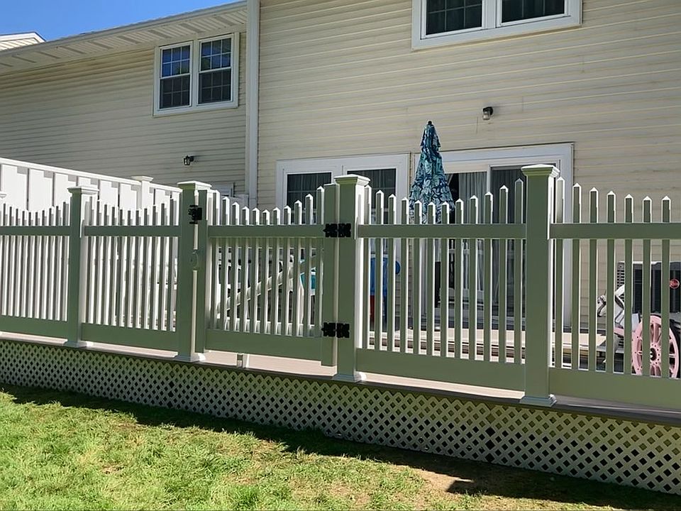 1st image of 48 Gazebo Ln