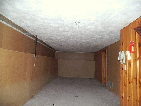 5th image of 1410 Avenue F