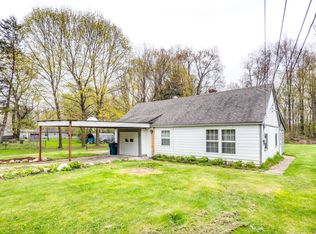 455 Elliot Rd, Kalamazoo, MI 49048