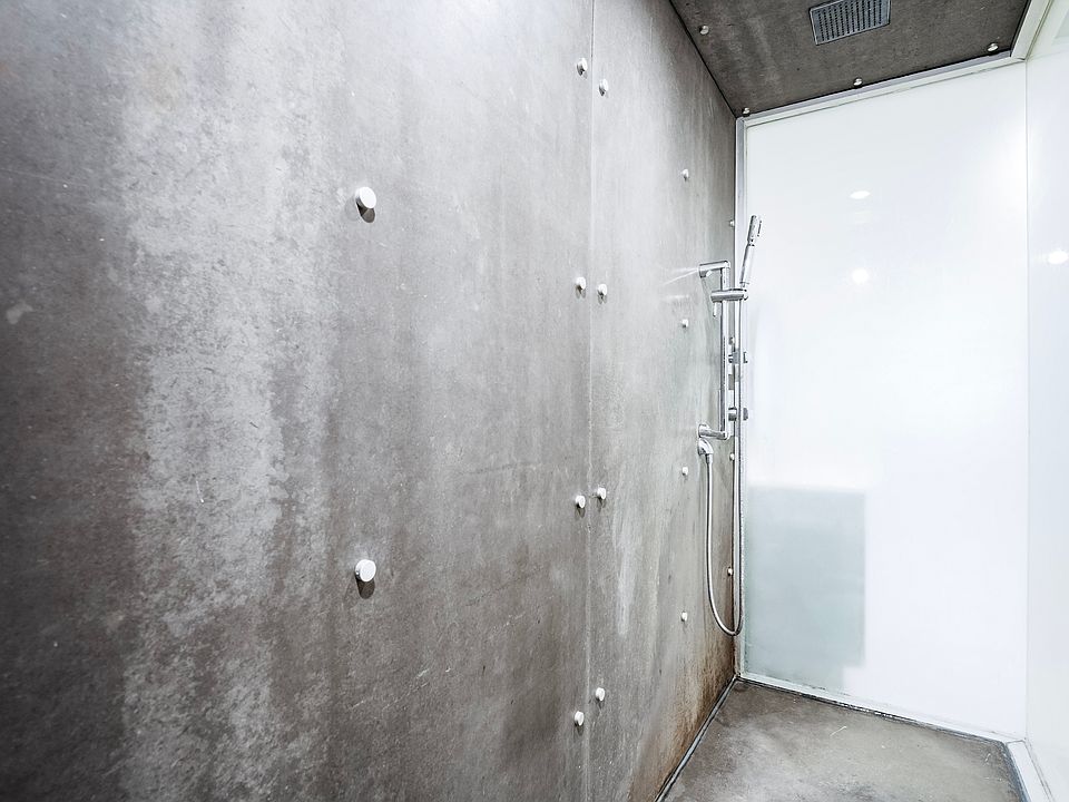 1st image of 855 Herkimer St #1