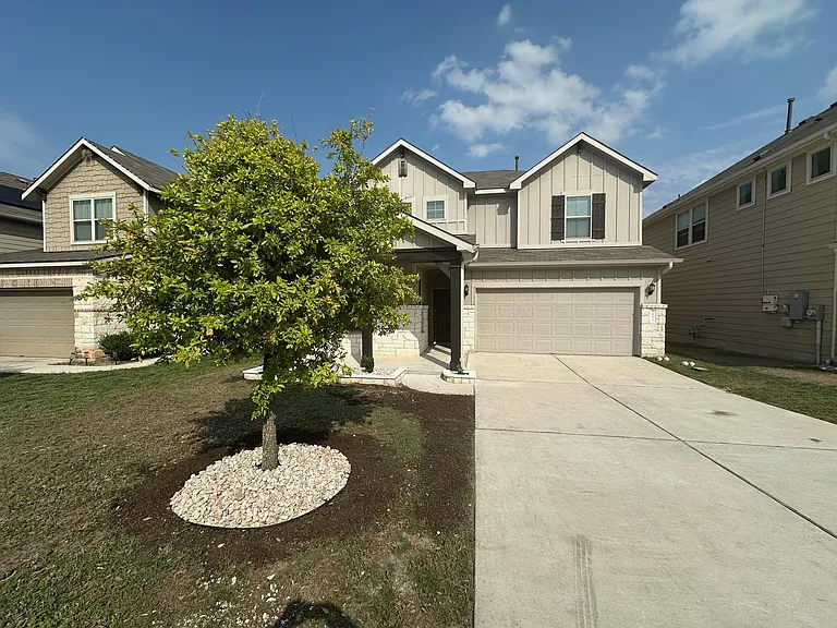 16021 Nightshade St — Photo 2