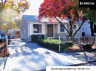 15 Stuart St, Pawtucket, RI 02860