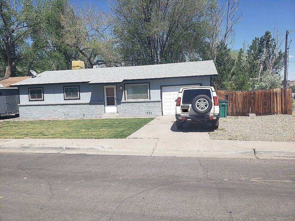 1st image of 4100 Applewood Dr