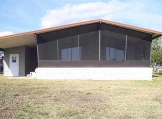 27 Connie Dr, Crawfordville, FL 32327