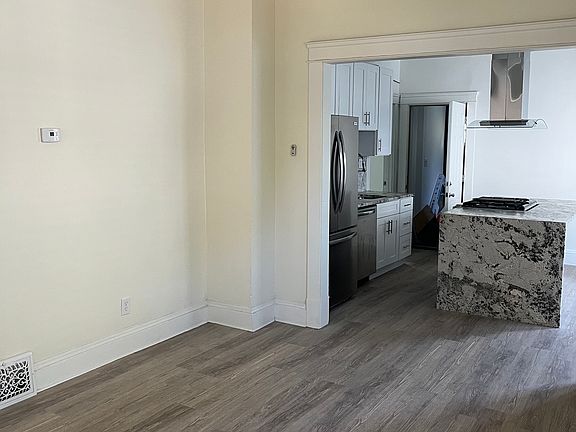 3rd image of 2614 E 124th St #1