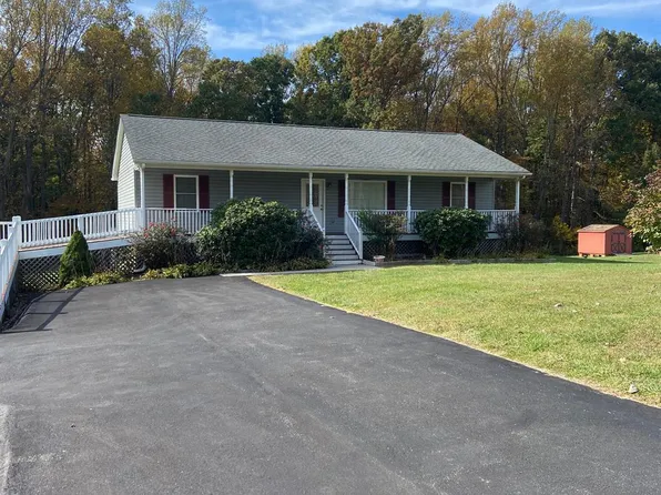 381 Snapps Mill Rd, Spout Spring, VA 24593