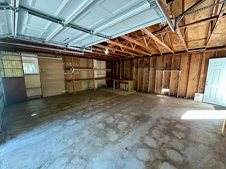 13215 N Meadow View Dr — Photo 6