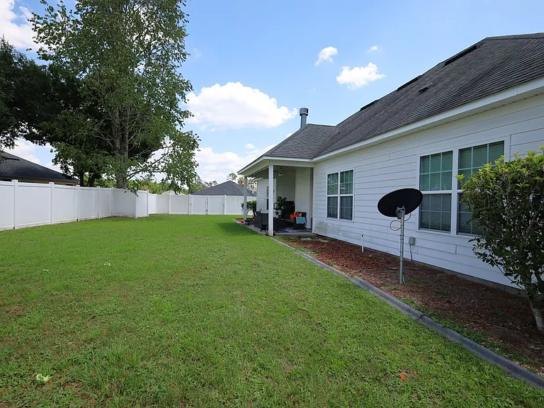 2401 Rankin Cir — Photo 16