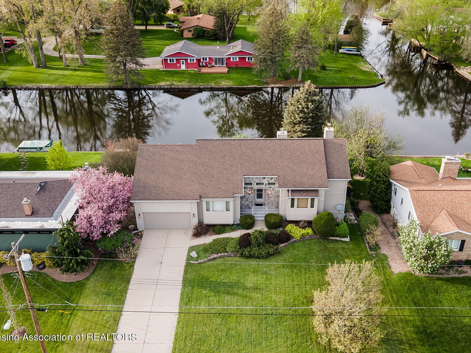 10207 Lafayette Ln, Dimondale, MI 48821 Zillow