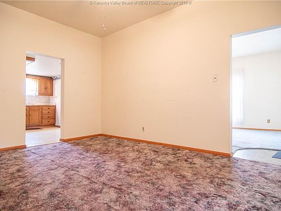 3rd image of 2210 Robin Ave
