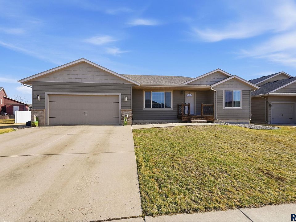 1st image of 7908 W Pettigrew Ln