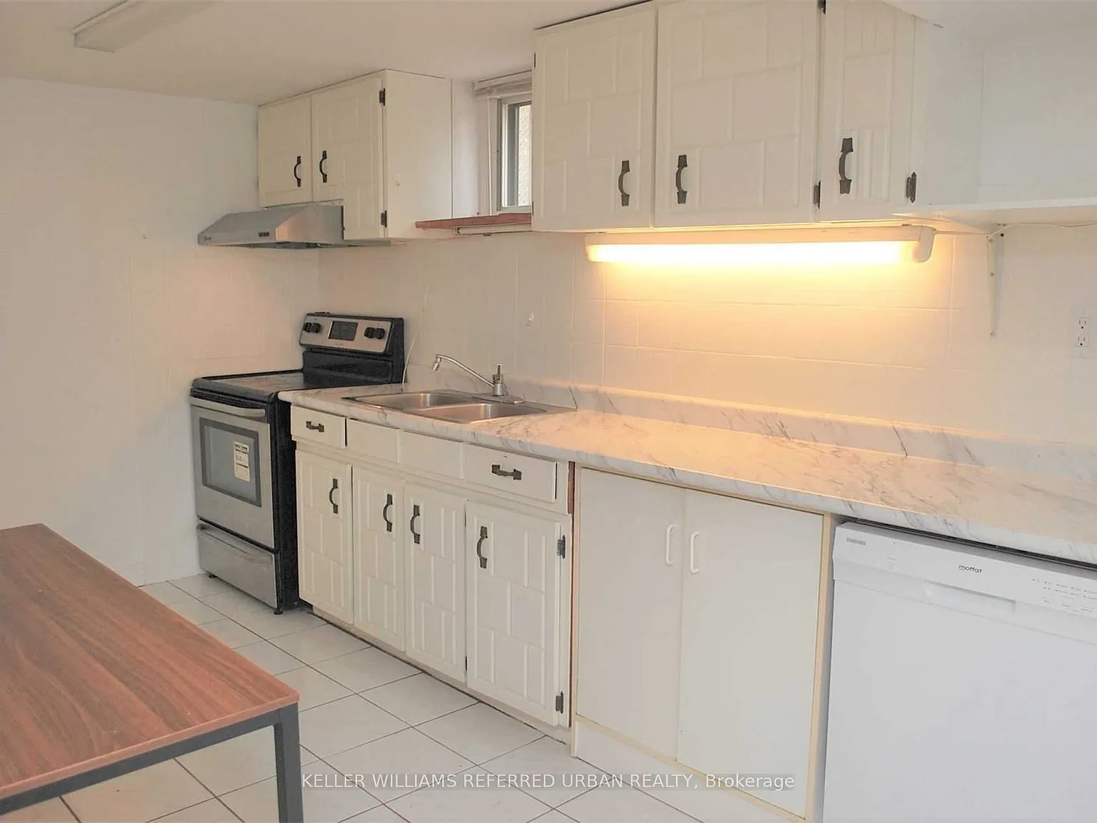 1 bed, $1,200 — Photo 2