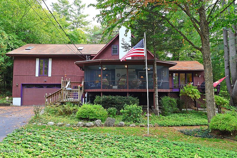 5th image of 44 Brant Lake Estates Road
