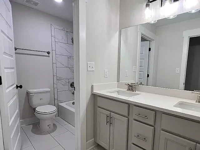 490 Mount Ivy Dr — Photo 10