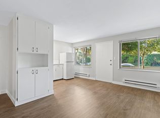 320 Valley St APT 3, Seattle, WA 98109
